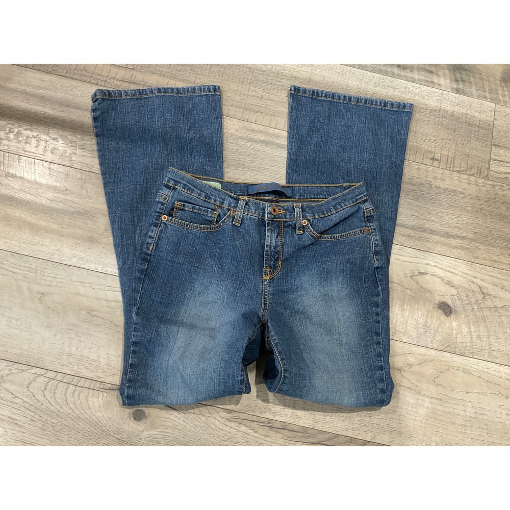 Jeans by Star Womens 6 Petite Bootcut Denim Jeans Medium Wash Stretch Flareโ Leg